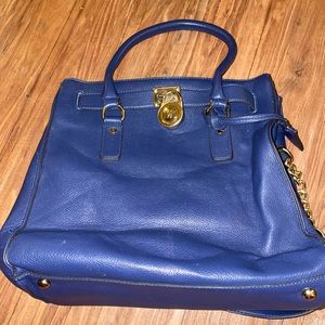 Michael kors purse gently used